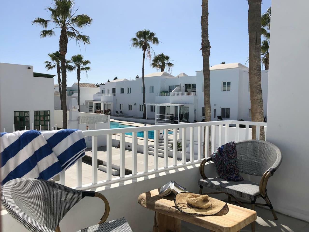Sea Breeze Apartment Costa Teguise Exterior foto